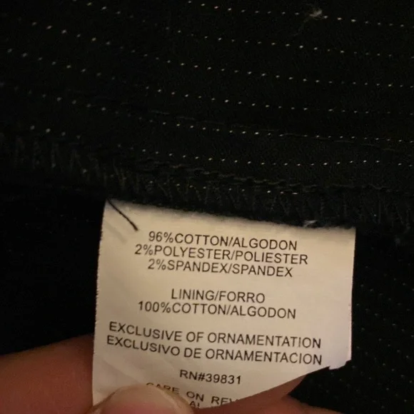 Women’s cute cropped short sleeve pinstriped blazer - Picture 7 of 7